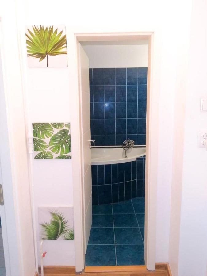Apartament Near The Park Two Rooms Bucarest Exterior foto