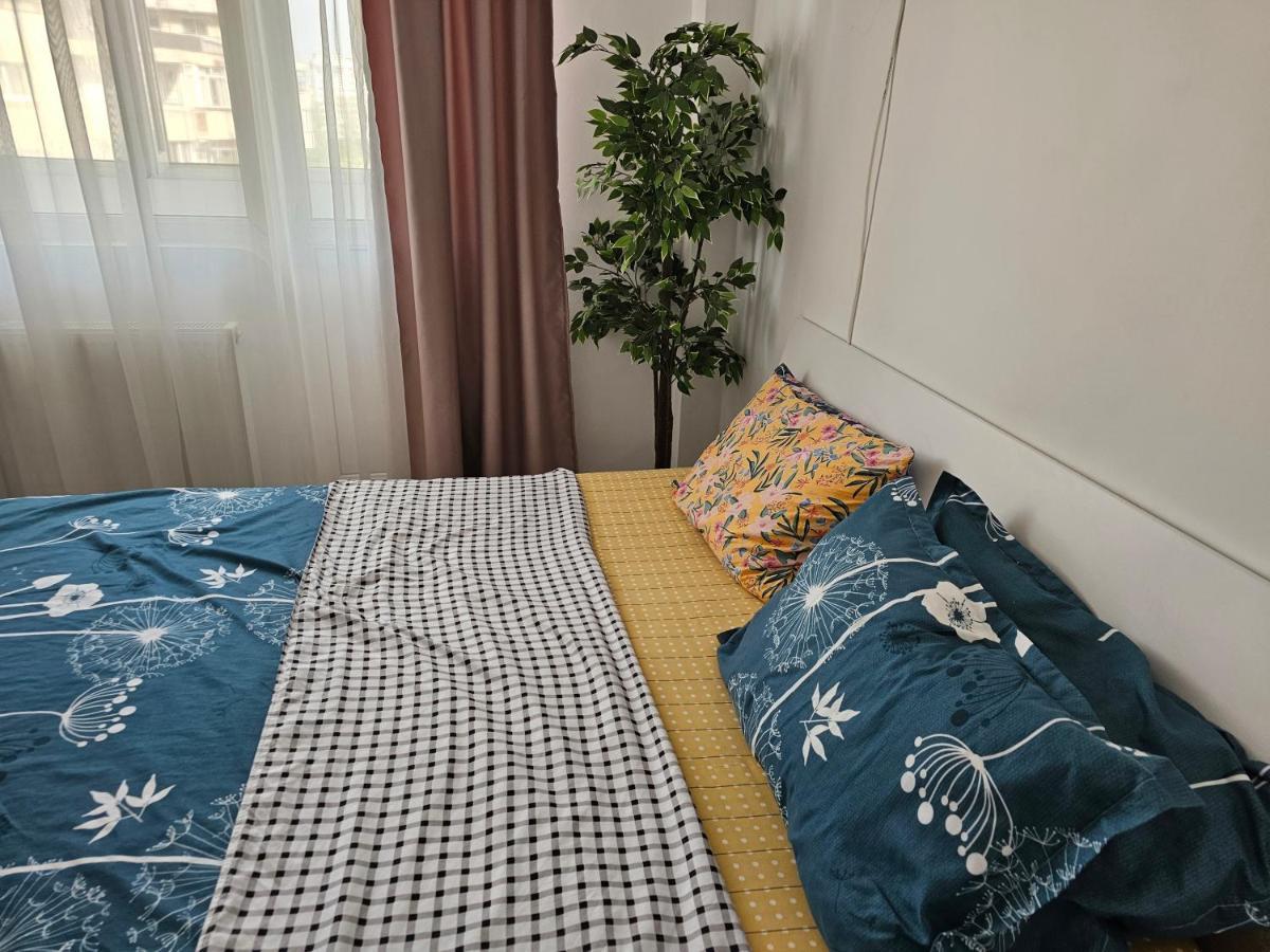 Apartament Near The Park Two Rooms Bucarest Exterior foto