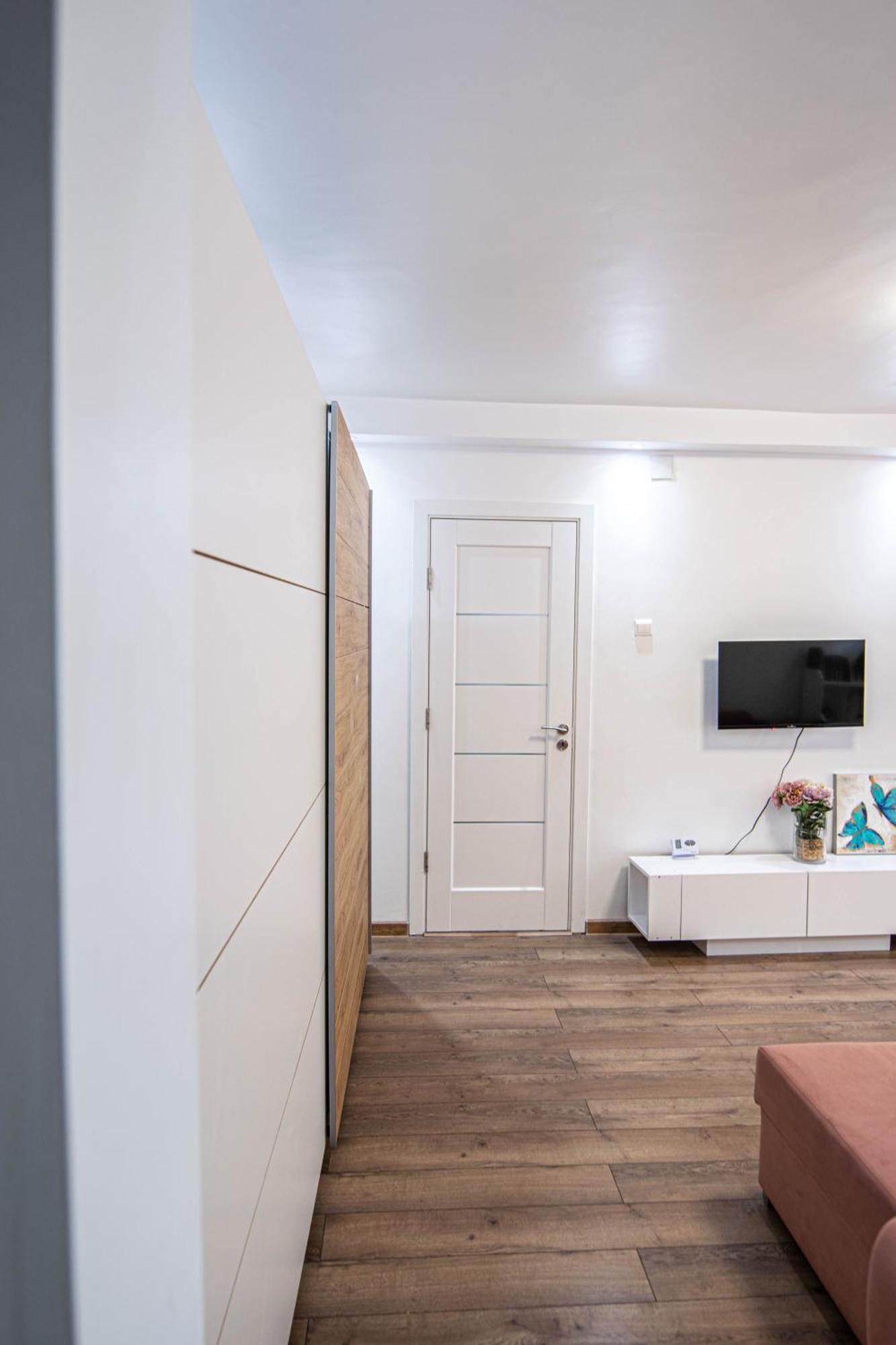 Apartament Near The Park Two Rooms Bucarest Exterior foto